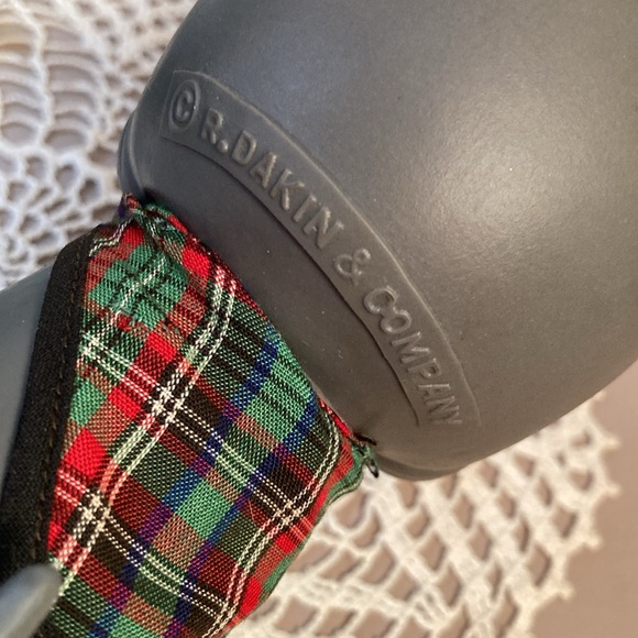 Vintage Dakin Scottish Terrier Dressed In Tartan Plaid - Picture 5 of 13